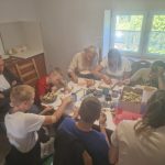 Ministranci na warsztatach ceramicznych